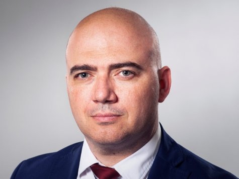 Възпитаник на Свищовската академия е новият министър на туризма